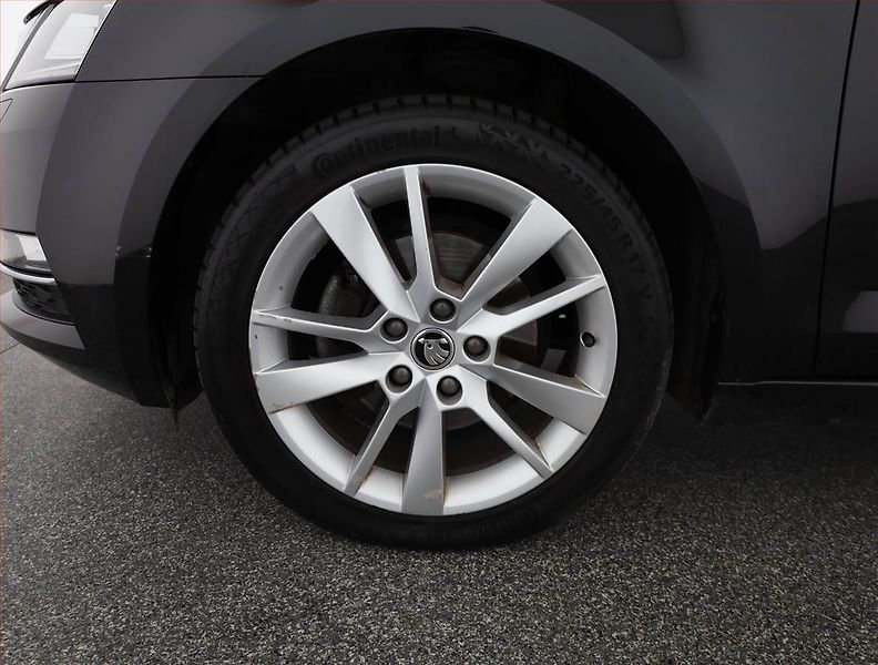 Škoda Octavia (2020) Style 1.5 TSI, Automat - fotka 15 z 15