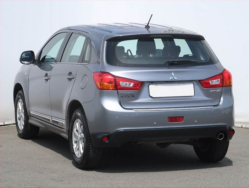 Mitsubishi ASX (2017) 1.6 MIVEC, ČR,1.maj - fotka 4 z 21