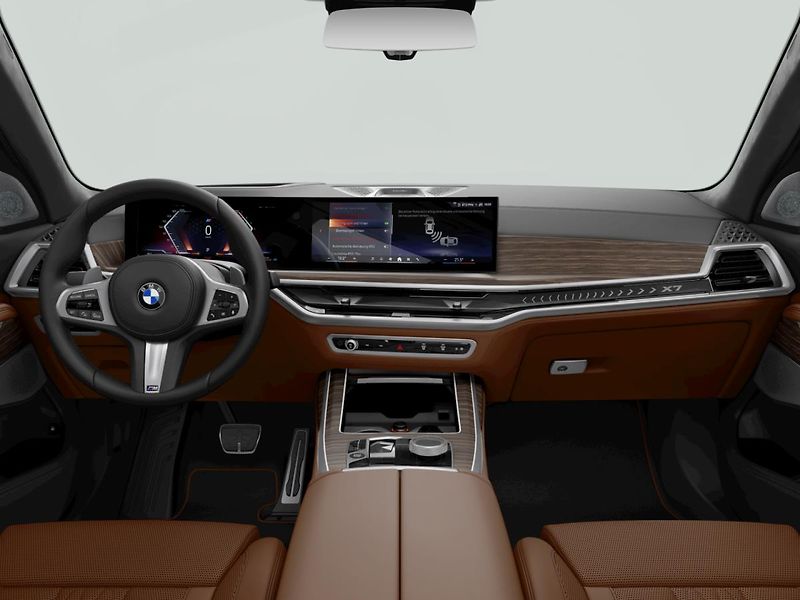 BMW X7 xDrive40i - fotka 9 z 12