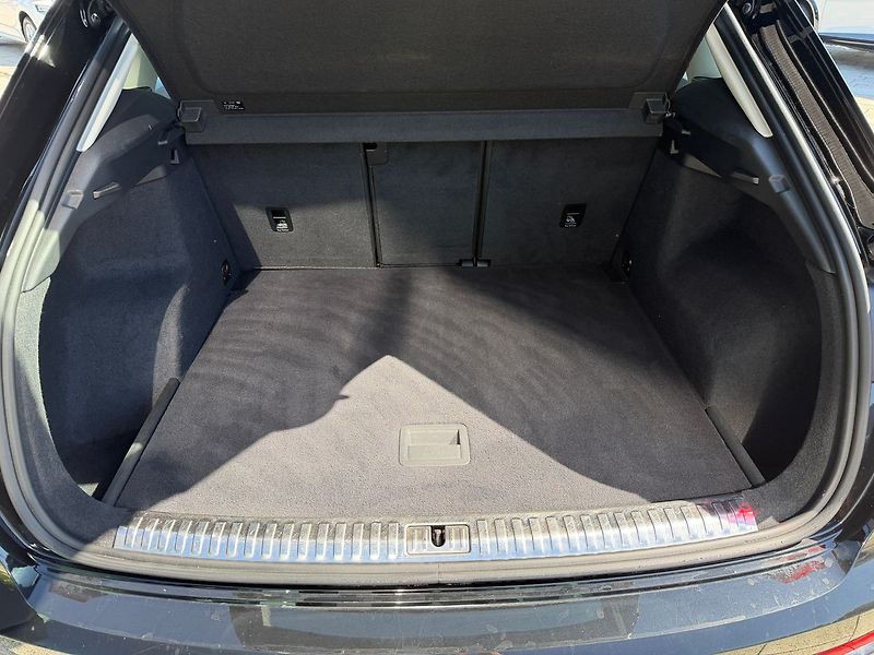 Audi Q3 Advanced  35TFSI 110kW Stronic - fotka 16 z 20