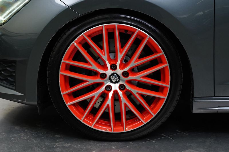 Seat Leon - fotka 10 z 26