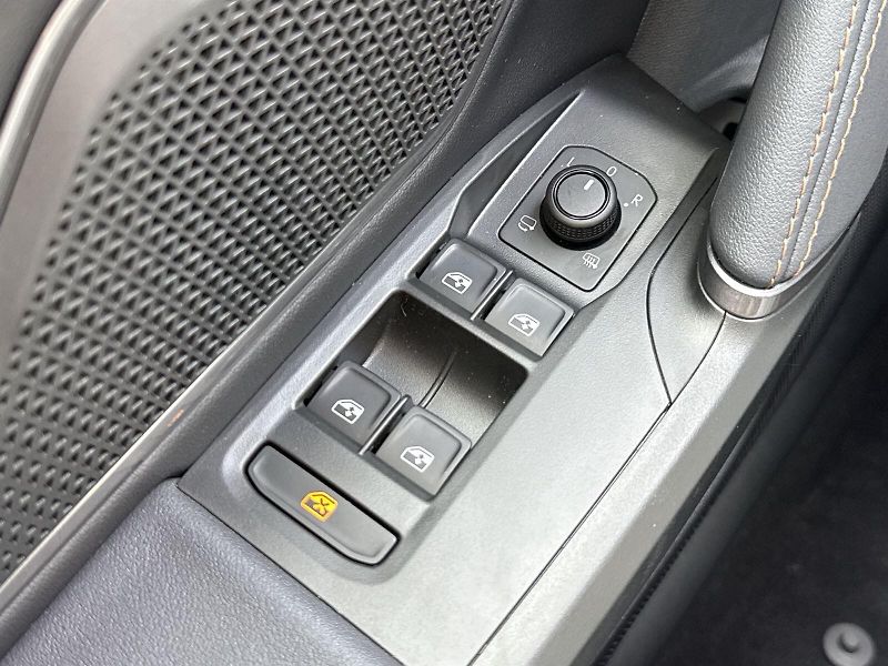 Cupra Formentor (2026) VZ 2.0 TSI 333k DSG 4WD - fotka 17 z 33