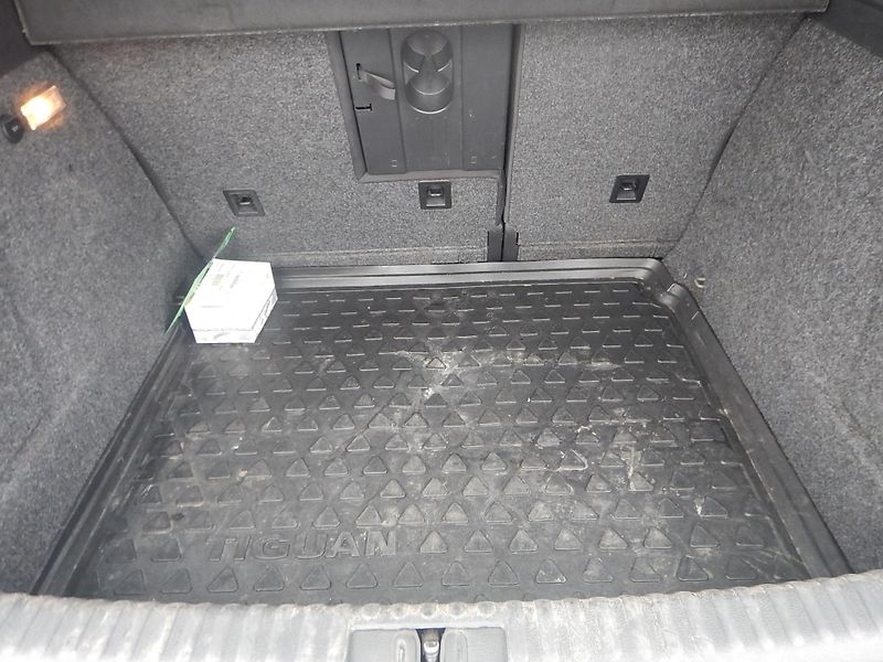 Volkswagen Tiguan 1.4 TSi 90 KW - fotka 11 z 15