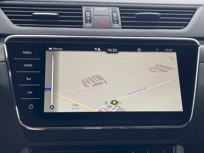 Škoda Superb (2022) Sportline 2.0 TDI 147kW DSG - fotka 14 z 35