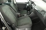 Volkswagen Tiguan (2019) 2.0 TDI, Automat, Serv.kniha - náhled 9