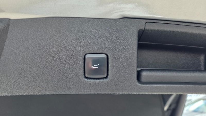 Ford Kuga (2022) 2.5i PHEV 165 kW ST-line AT TZ - fotka 14 z 42