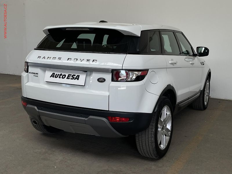 Land Rover Range Rover Evoque (2013) 2.2 TD4 4x4, AT, kůže, navi - fotka 4 z 17