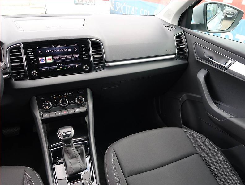 Škoda Karoq (2023) Ambition 2.0 TDI - fotka 8 z 24