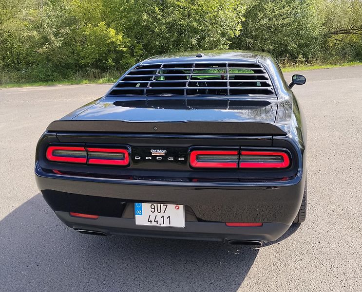 Dodge Challenger (2018) HEMI 5,7 manuál - fotka 8 z 20