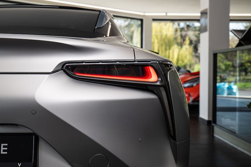 Lexus LC 500 Sport+ - fotka 27 z 27