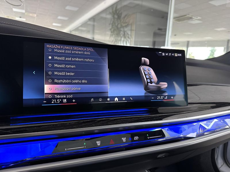 BMW i7 60 xDrive M-SPORT*Max.Výbava! - fotka 33 z 59