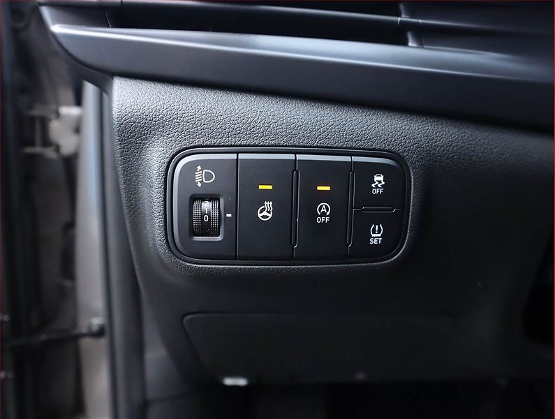 Hyundai i20 (2023) Family 1.0 T-GDI, Automat - fotka 19 z 21