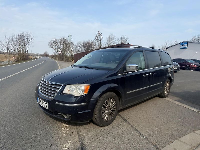Chrysler Grand Voyager (2008) 3,8 V6 LPG Limited 2008 - fotka 2 z 20