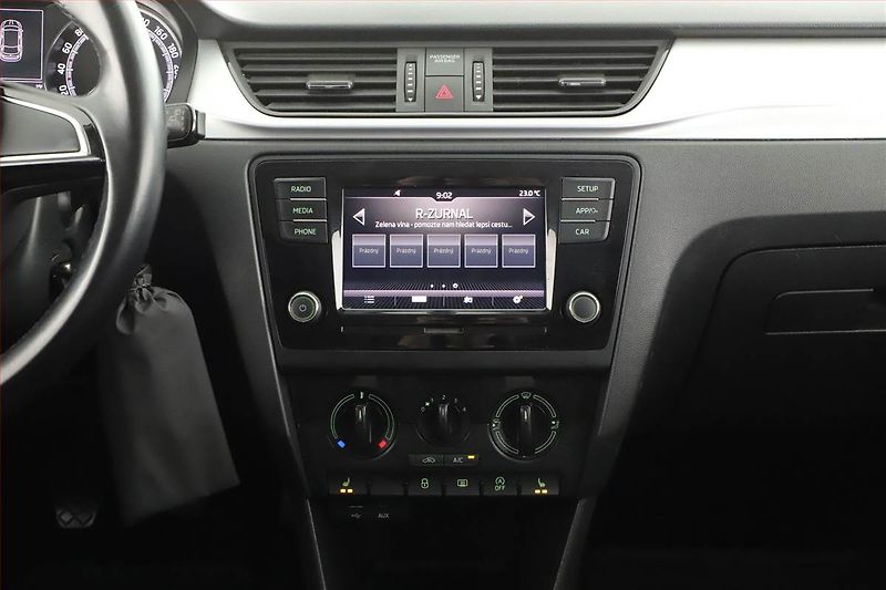 Škoda Rapid (2018) Spaceback 1.0 TSI, Serv.kniha - fotka 9 z 14