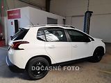 Peugeot 2008 (2018) 1.2, 1.maj,ČR, servis.kniha - náhled 1
