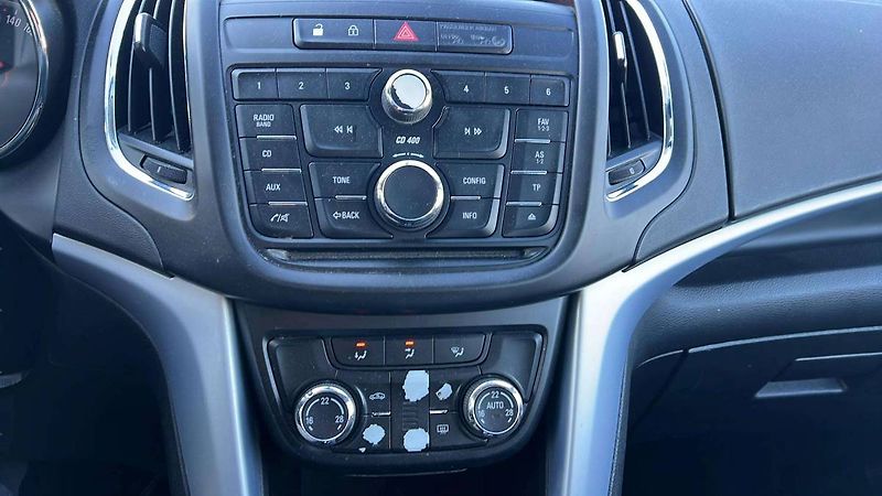 Opel Zafira Enjoy Tourer 2.0 CDTI MT6 (96 - fotka 21 z 38