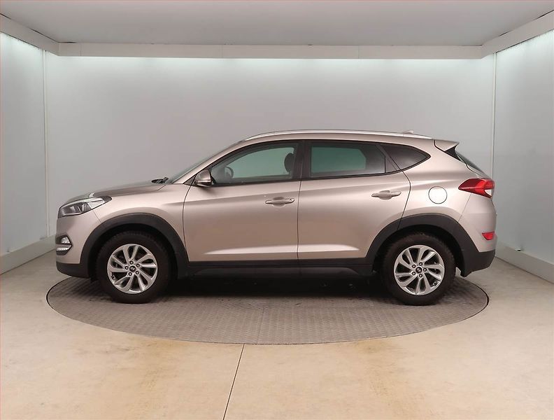 Hyundai Tucson (2016) 1.7 CRDi, Serv.kniha, Navi - fotka 3 z 15