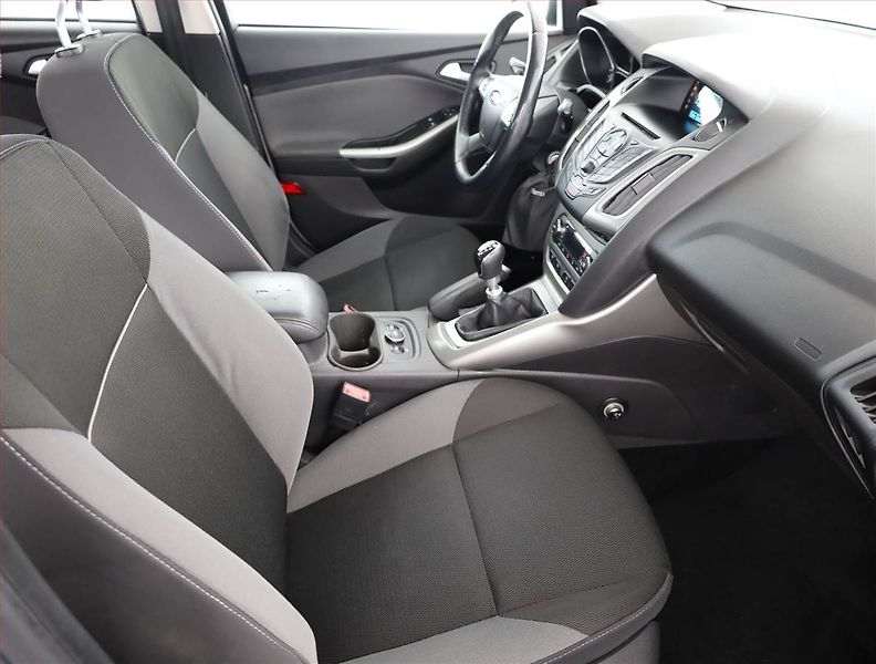 Ford Focus (2015) 1.0 EcoBoost, ČR,1.maj - fotka 7 z 18