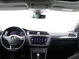 Volkswagen Tiguan 1,4 TSI DSG R-line matrix virt - náhled 28