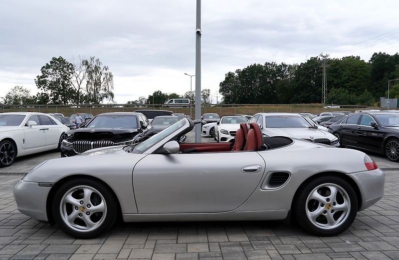 Porsche Boxster 2.5i/205PS/hardop/54.000 km !! - fotka 16 z 50
