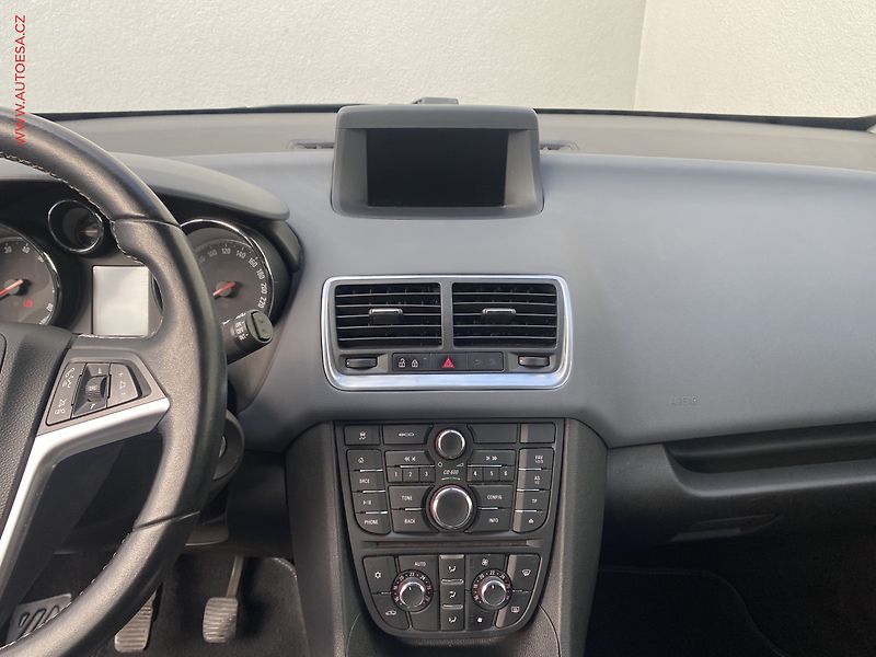 Opel Meriva (2014) 1.4 T, Cosmo - fotka 12 z 16