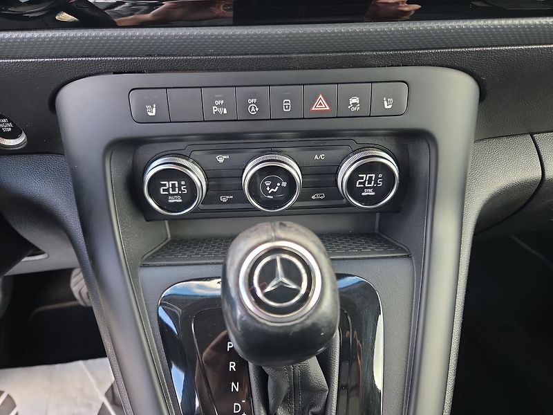 Mercedes-Benz Třídy T T 180d/S PROGRESIVE automat - fotka 13 z 22