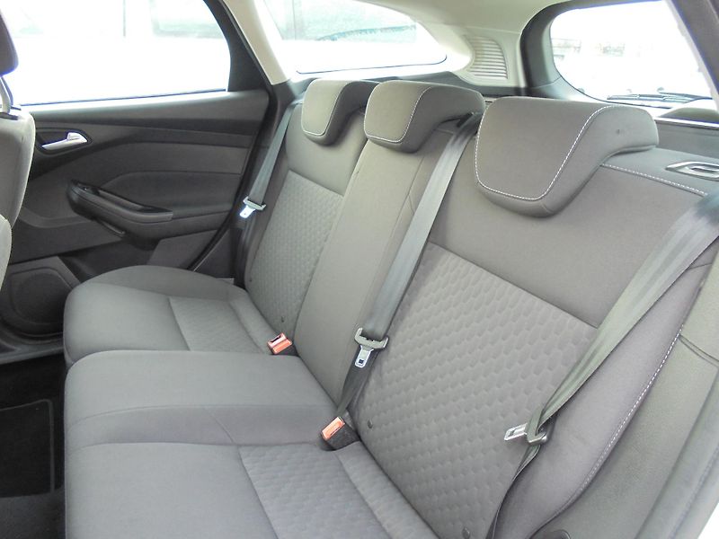 Ford Focus (2013) 1.0 EcoBoost-74kW-ALU-SUPER - fotka 11 z 11