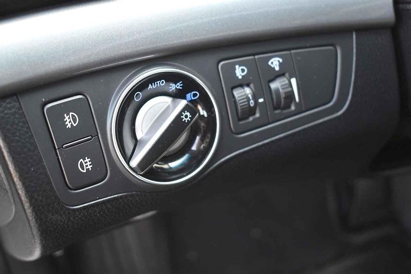 Hyundai i40 kombi je velké auto za poměrně příznivé ceny