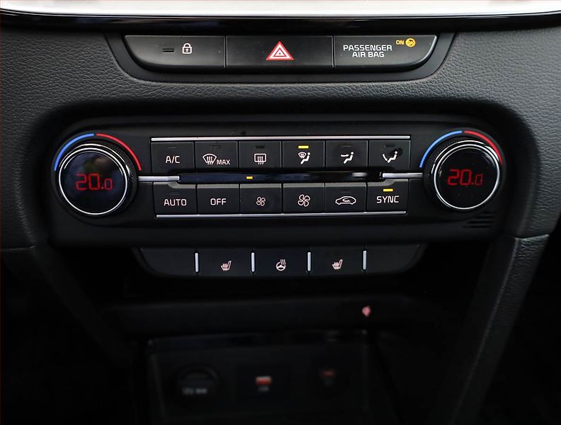 Kia Ceed (2022) Top 1.5 T-GDI - fotka 11 z 21