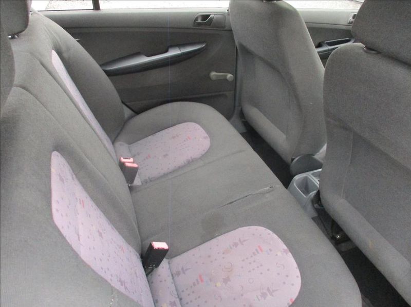 Škoda Fabia 1,4 i, klimatizace, ABS,ASR, - fotka 12 z 26