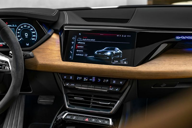 Audi Ostatní Q Exclusive Keramiky Vzduch La - fotka 16 z 24