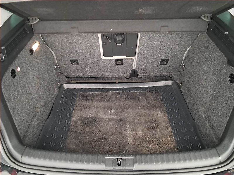 Volkswagen Tiguan (2010) 1.4 TSI, Tempomat - fotka 14 z 16