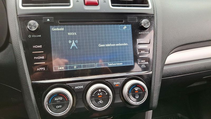 Subaru Forester 2.0 benzin 110 kw 4x4 - fotka 38 z 43