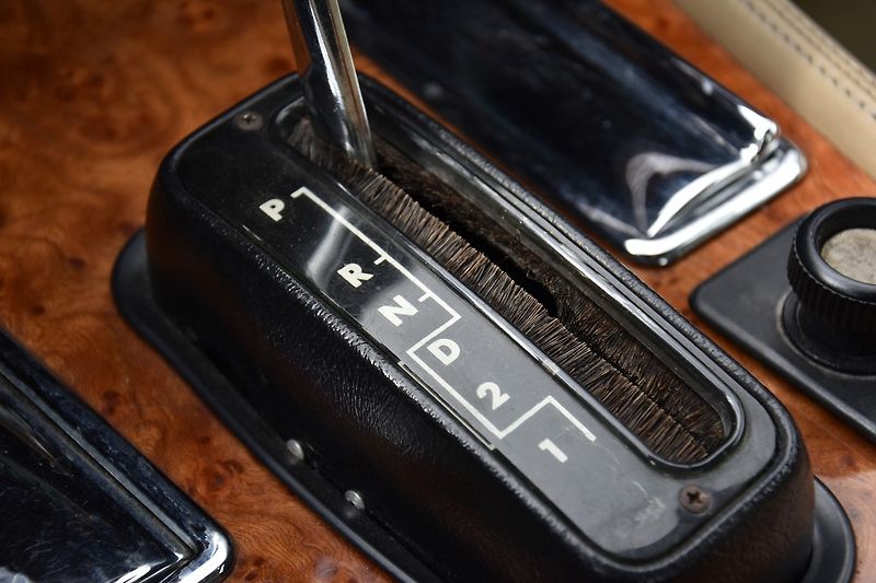 Jaguar XJS (1990) 5.3 V12 CLASSIC COLLECTION - fotka 24 z 49