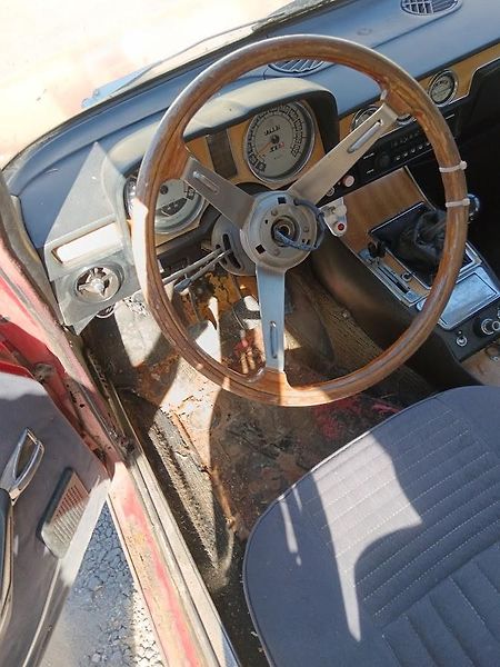 Alfa Romeo Ostatní (1973) Berlina 2000 - fotka 7 z 16