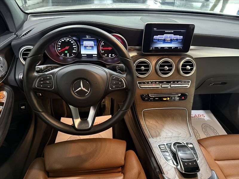 Mercedes-Benz GLC 2,0   250 BURM 360 PANORAMA - fotka 20 z 33