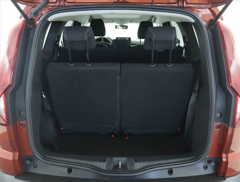 Dacia Jogger (2022) Comfort 1.0 TCe, 7 míst - fotka 14 z 17