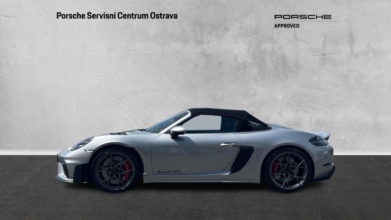 Porsche Boxster 718 GT4 Spyder RS - fotka 3 z 30