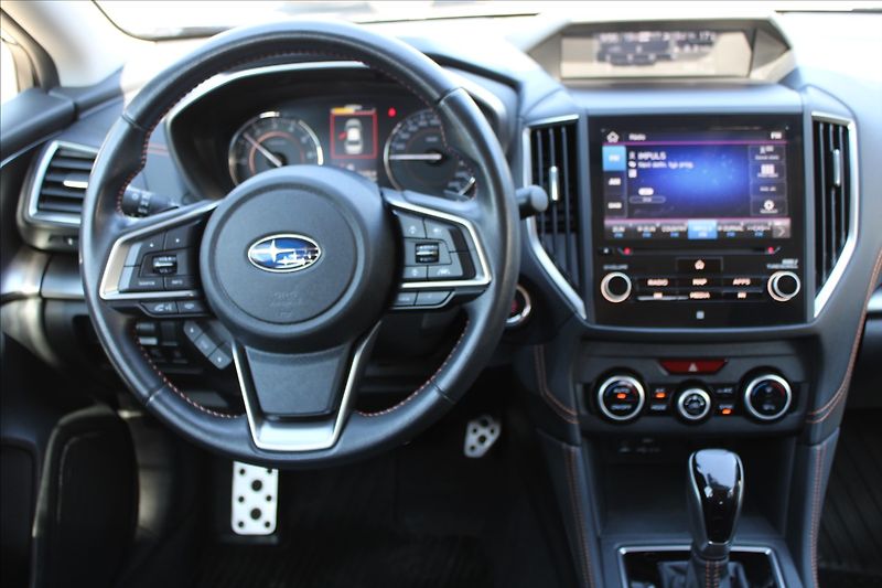 Subaru XV 1,6 i  1.MAJ,A/T,DPH,EXECUTIVE - fotka 14 z 28