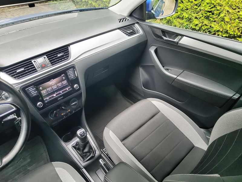 Škoda Rapid (2019) 1.0TSI 70kW 1maj ČR klima - fotka 13 z 21