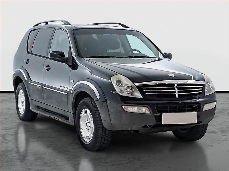 SsangYong Rexton (2005) 2.7 XDi, Automat, 7 míst - fotka 1 z 16