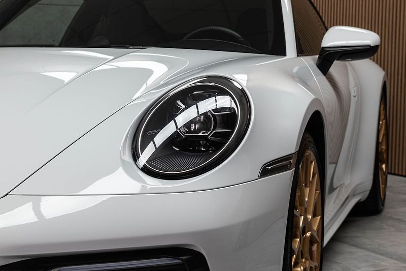 Porsche 911 CARRERA S - fotka 27 z 34