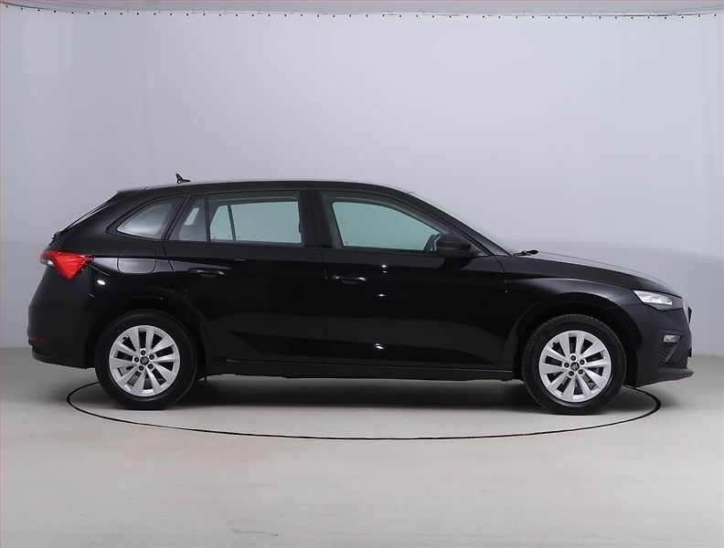 Škoda Scala (2025) Selection 1.0 TSI - fotka 6 z 18