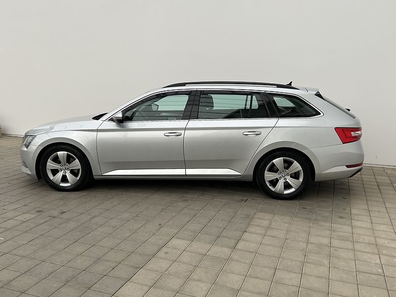 Škoda Superb 2.0 TDI Ambition - fotka 3 z 27