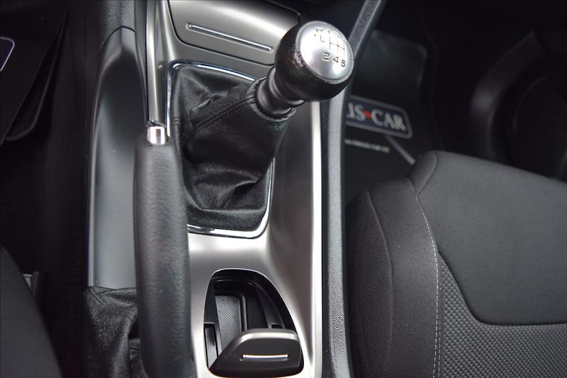 Citroën C5 2,0 HDi 103KW PO ROZVODECH - fotka 43 z 50