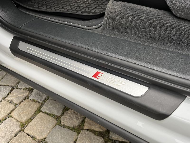 Audi SQ7 4.0 biTDI V8 Quattro PŮVOD ČR - fotka 14 z 34