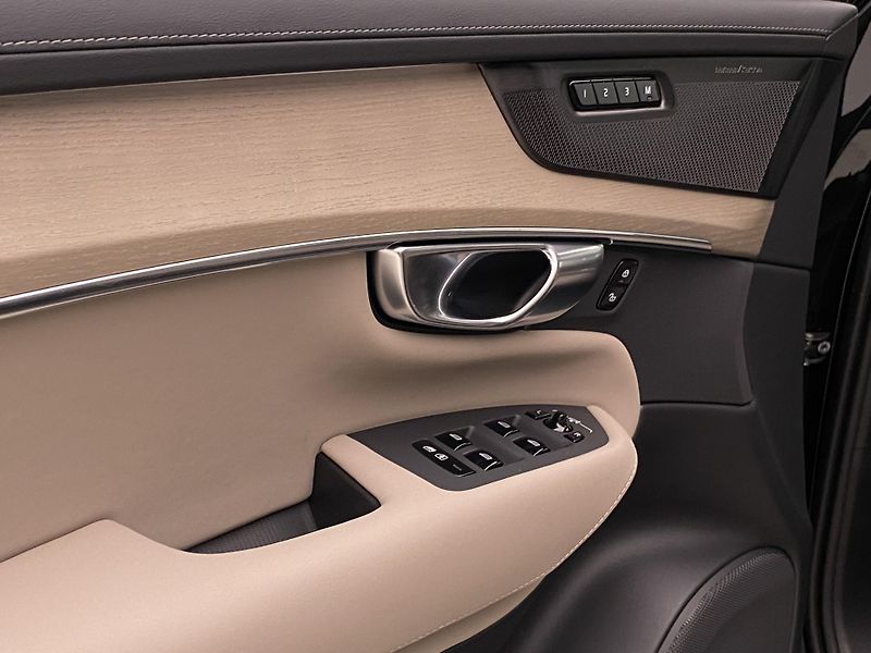 Volvo XC90 (2026) T8 AWD Plug-in BRIGHT PLUS 7m - fotka 30 z 71