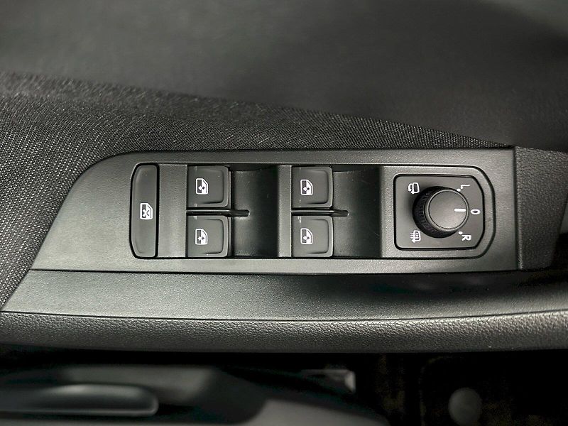 Škoda Scala (2025) DSG 1.0TSI 85kW Top Selection - fotka 24 z 28