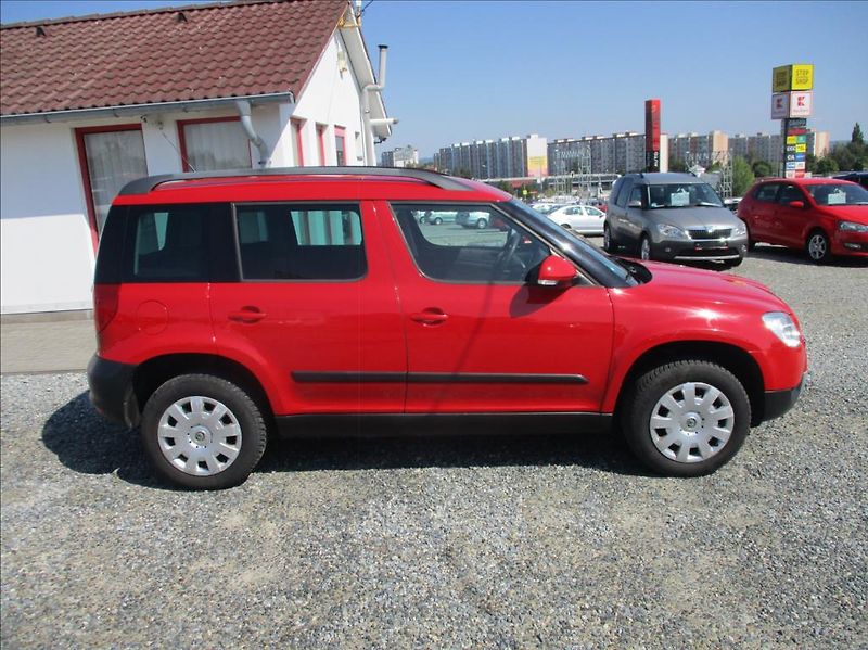 Škoda Yeti 1,2 TSI, klima, serv. kniha, - fotka 5 z 33