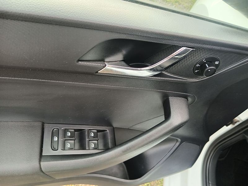 Škoda Rapid 1.2 TSI Spaceback 81kw odpočet - fotka 10 z 31